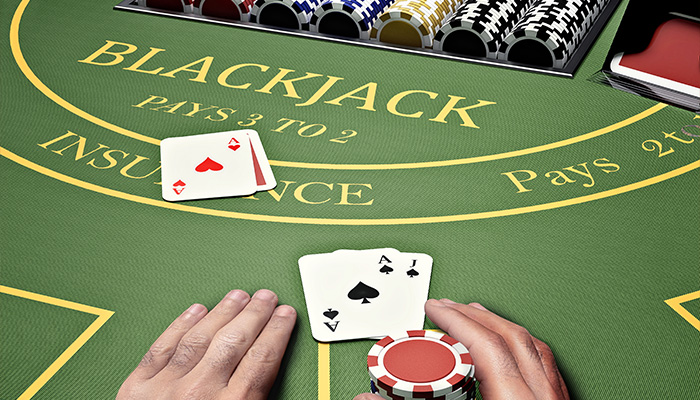 Live Blackjack at Online Casino
